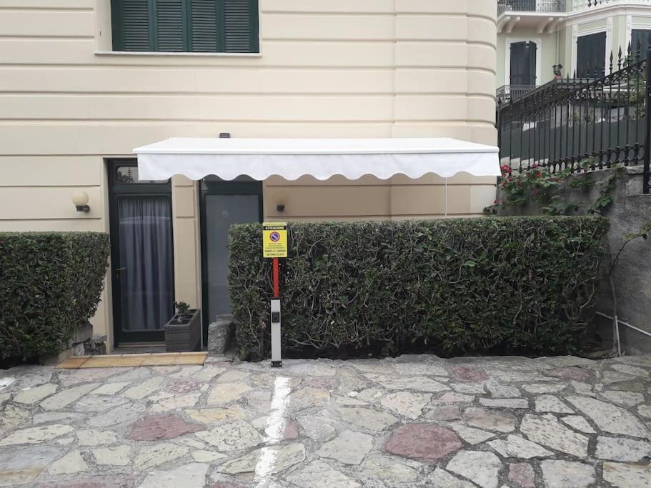 La Casa Di Anna, In Palazzina Liberty Fronte Parco Apartman Bordighera Kültér fotó
